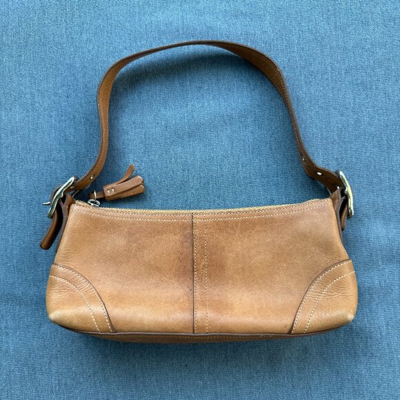 Coach Hamptons Mini Baguette in tan leather Y2K - Picture 2 of 13